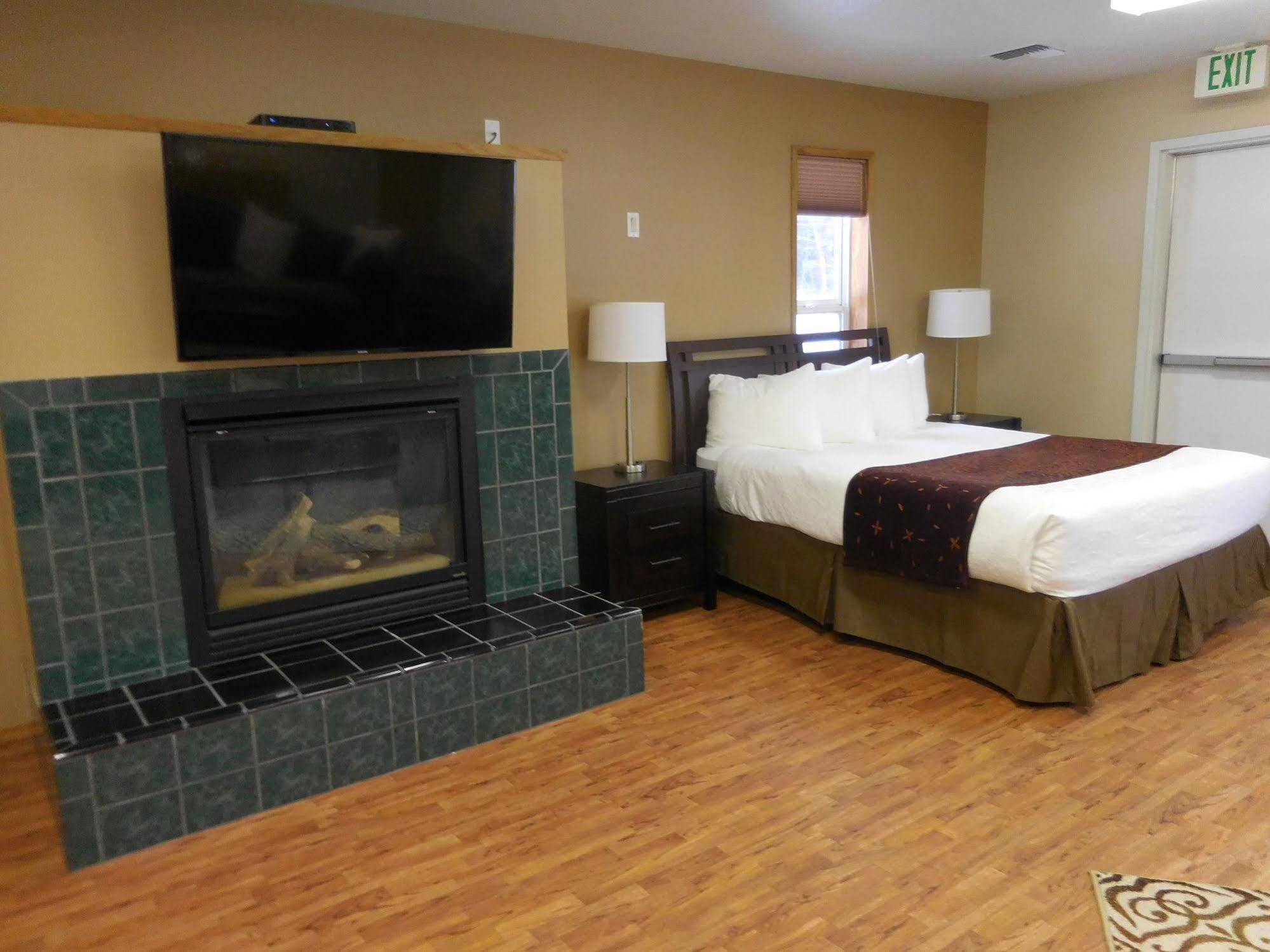 Cowlitz River Lodge パックウッド エクステリア 写真