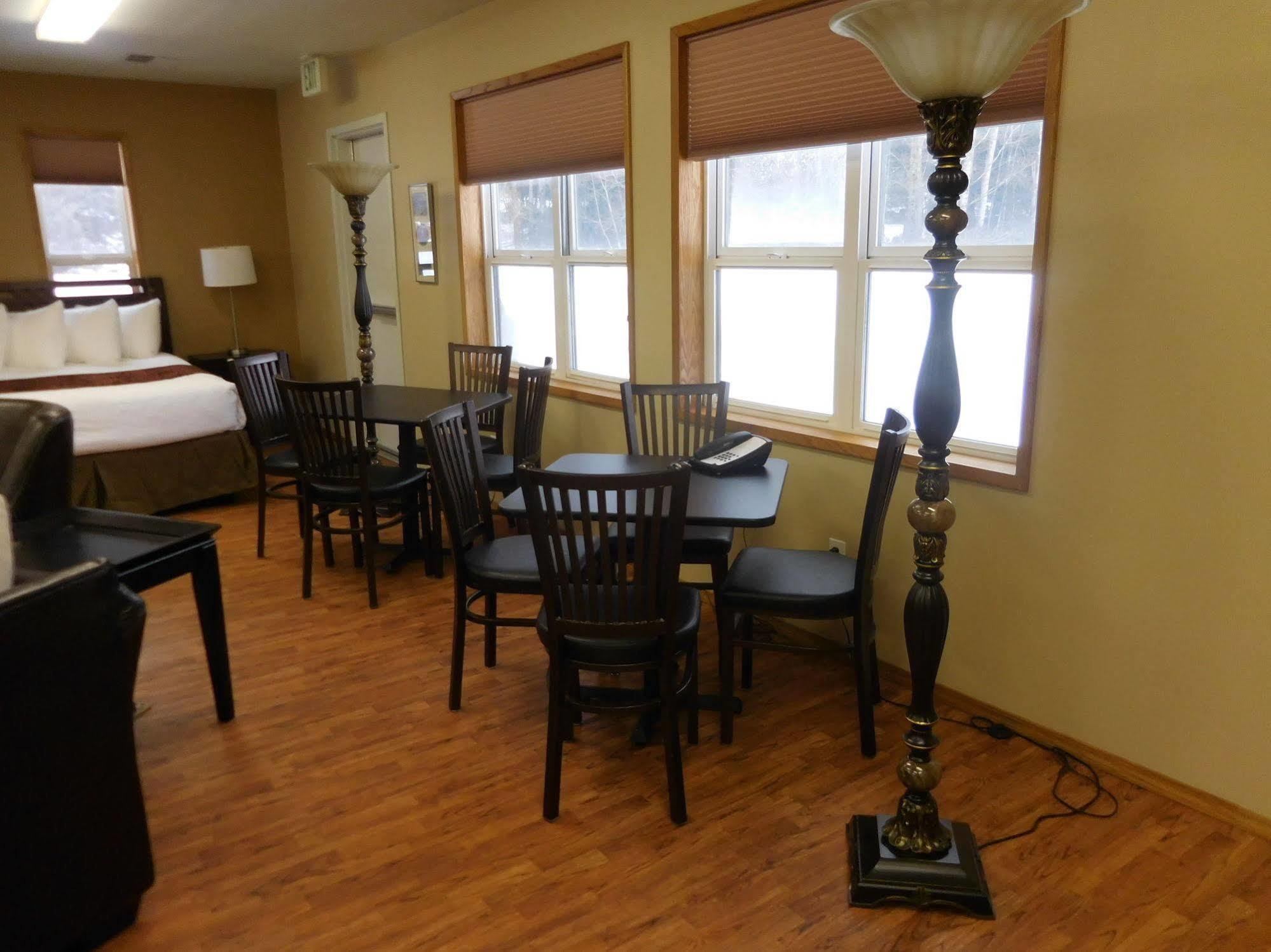 Cowlitz River Lodge パックウッド エクステリア 写真